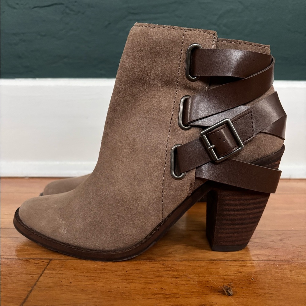 Dolce Vita Brown Leather Ankle Boots